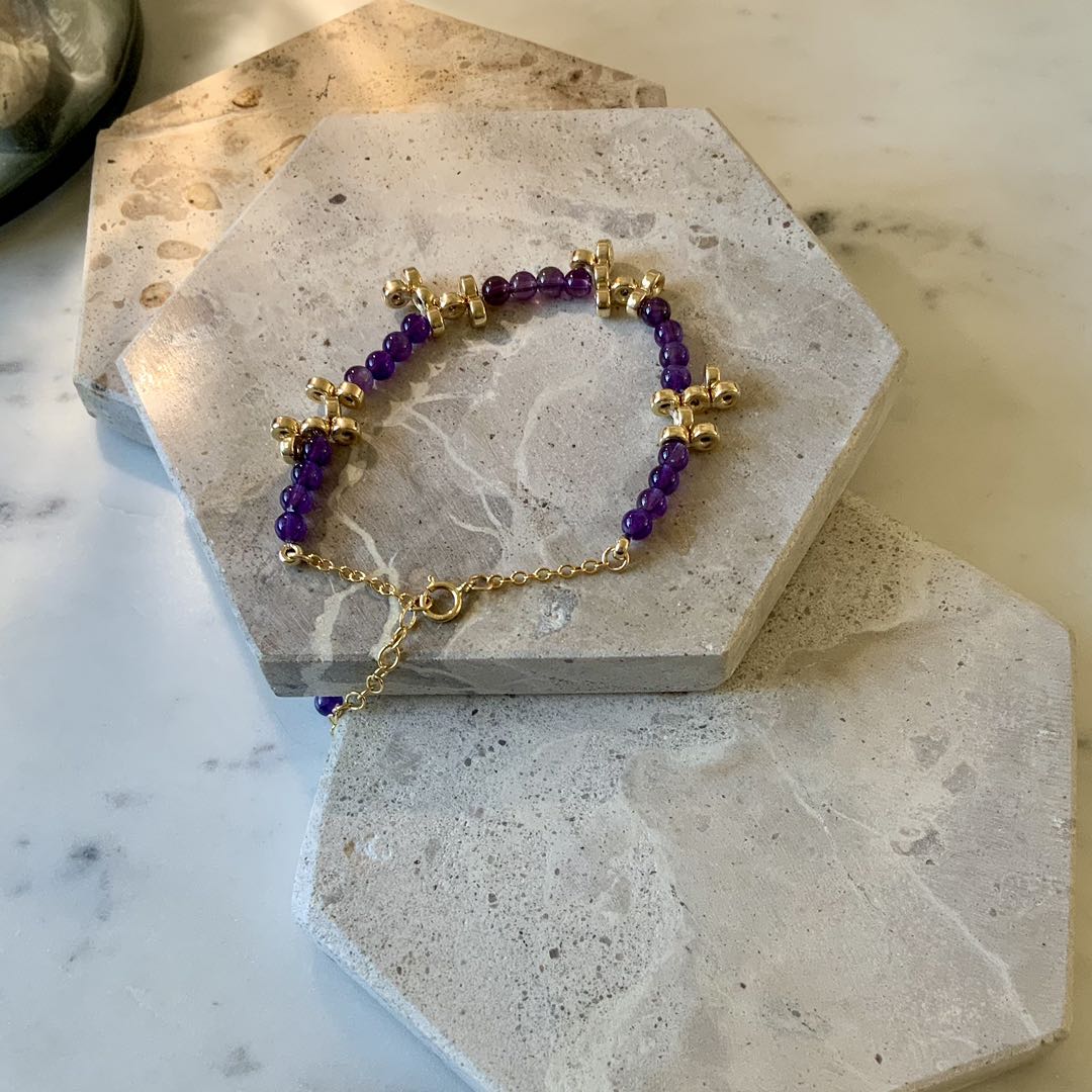 Balloon Dog - Gold Filled Balloon Dog Amethyst Beaded Bracelet