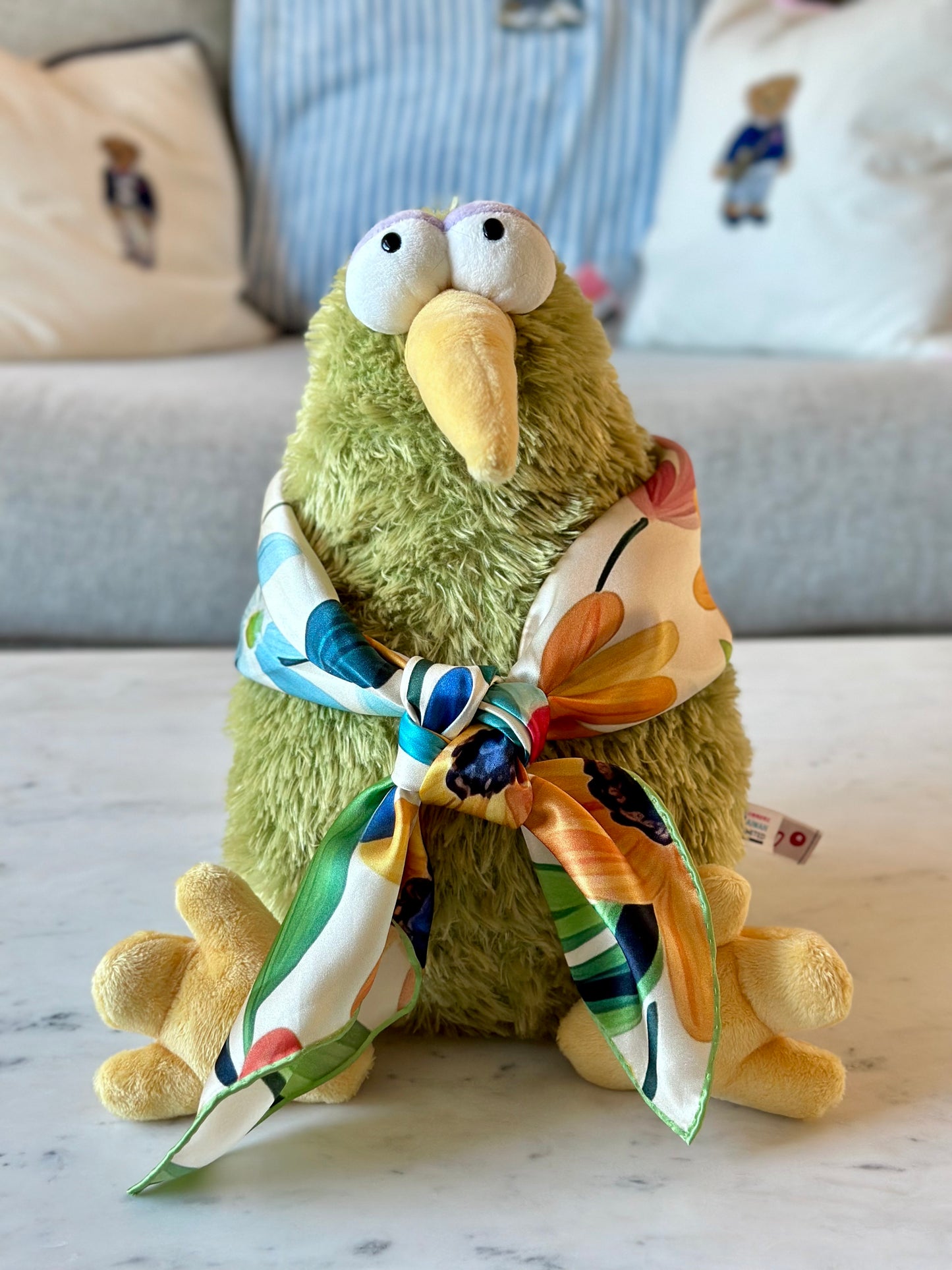 27" Square Scarf - Daisies