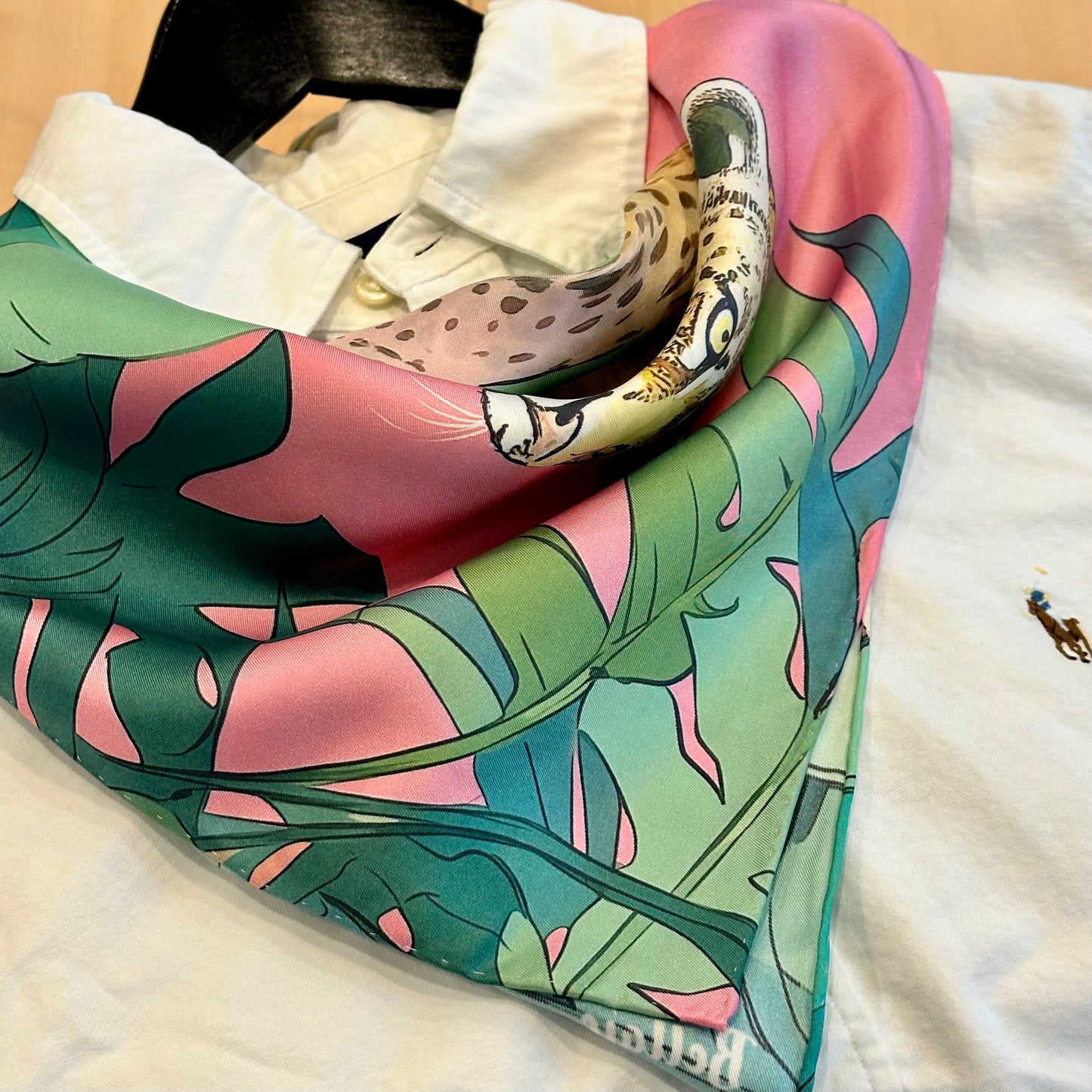 27" or 35" Square Scarf - Leopards