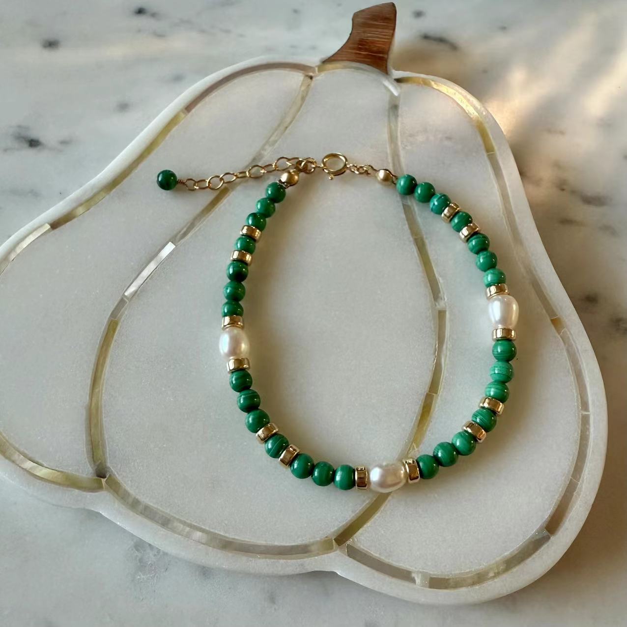 Malachite - 4mm Malachite and Freshwater Pearl 14K Gold-Filled Beaded Bracelet