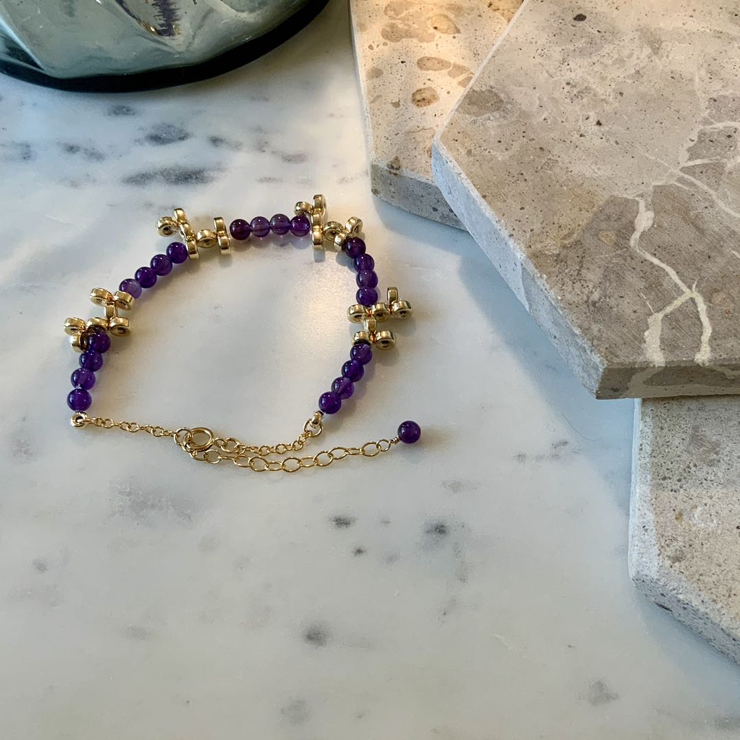 Balloon Dog - Gold Filled Balloon Dog Amethyst Beaded Bracelet